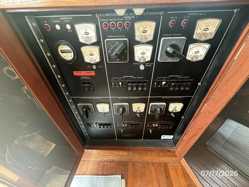 Slide: The Image of 48' Hatteras electrical panel1 - 6885854