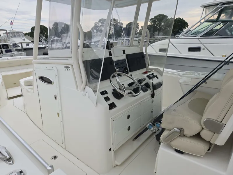 Slide: The Image of Cobia 350 CC 2014 - 6896156