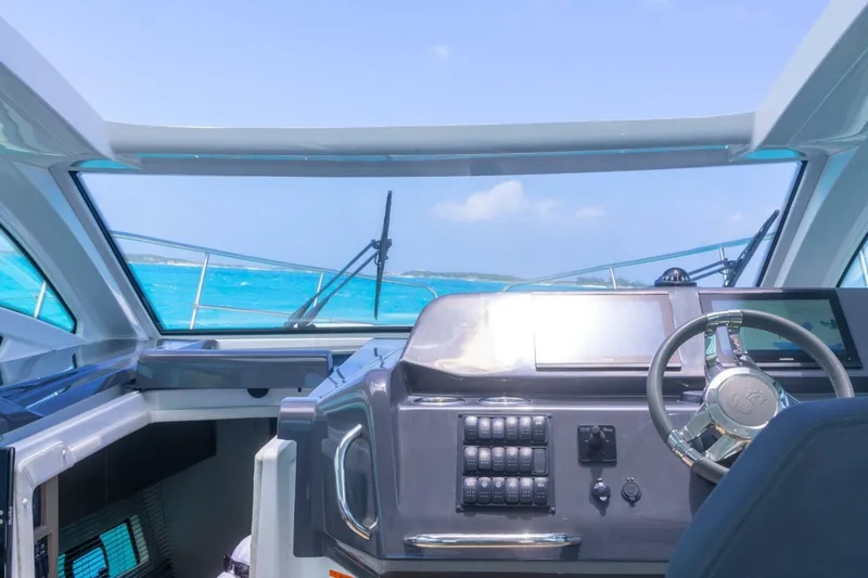 Slide: The Image of Beneteau Gran Turismo 36 2024 - 7386918