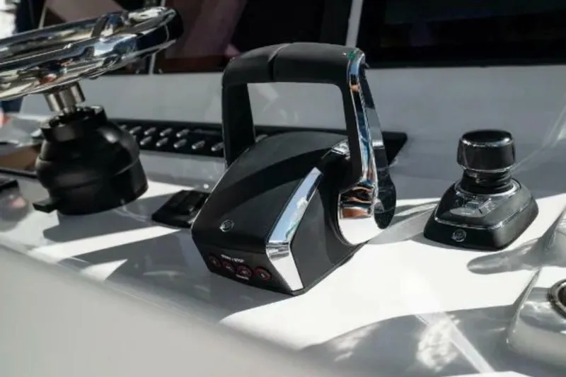 Slide: The Image of Front Runner 37 Catamaran 2024 - 7534124