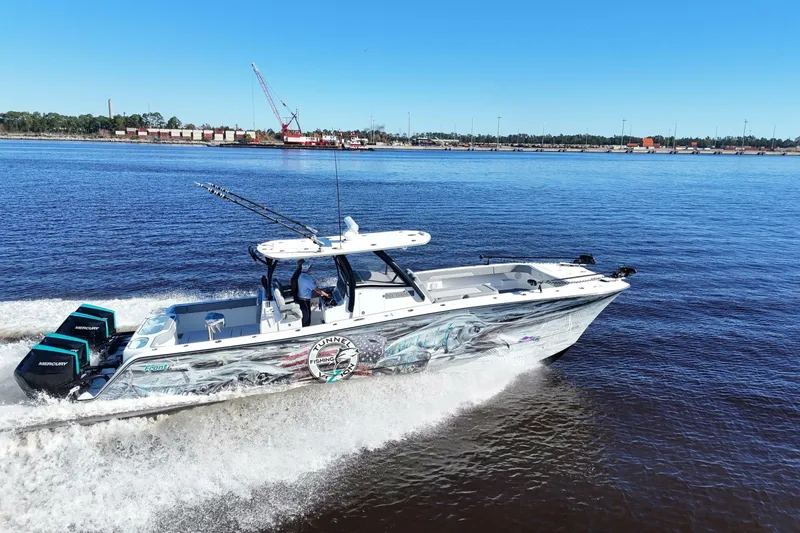 Slide: The Image of Front Runner 37 Catamaran 2024 - 6941589