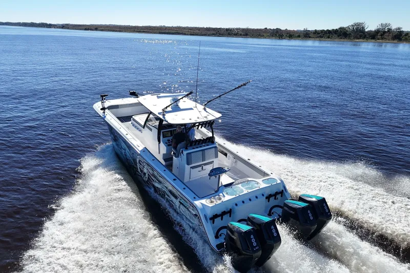 Slide: The Image of Front Runner 37 Catamaran 2024 - 7228745