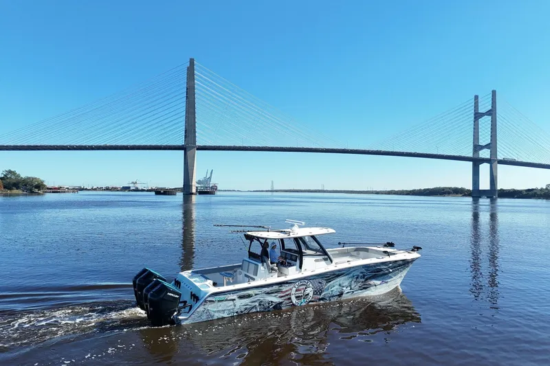 Slide: The Image of Front Runner 37 Catamaran 2024 - 6941703