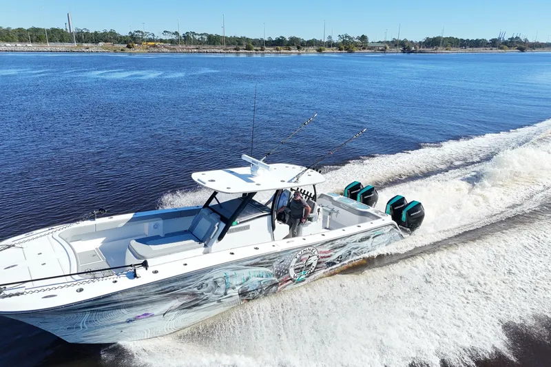 Slide: The Image of Front Runner 37 Catamaran 2024 - 6941619
