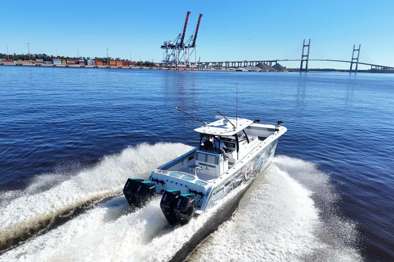 Slide: The Image of Front Runner 37 Catamaran 2024 - 6941643