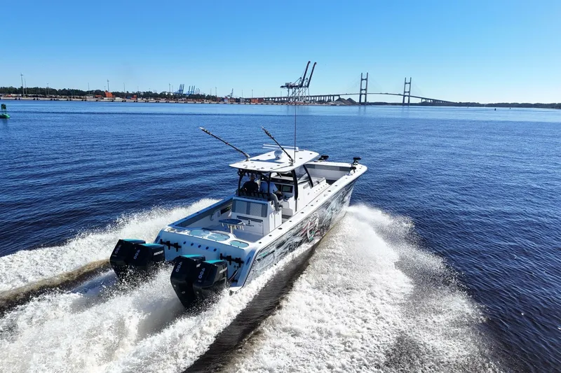 Slide: The Image of Front Runner 37 Catamaran 2024 - 6941635