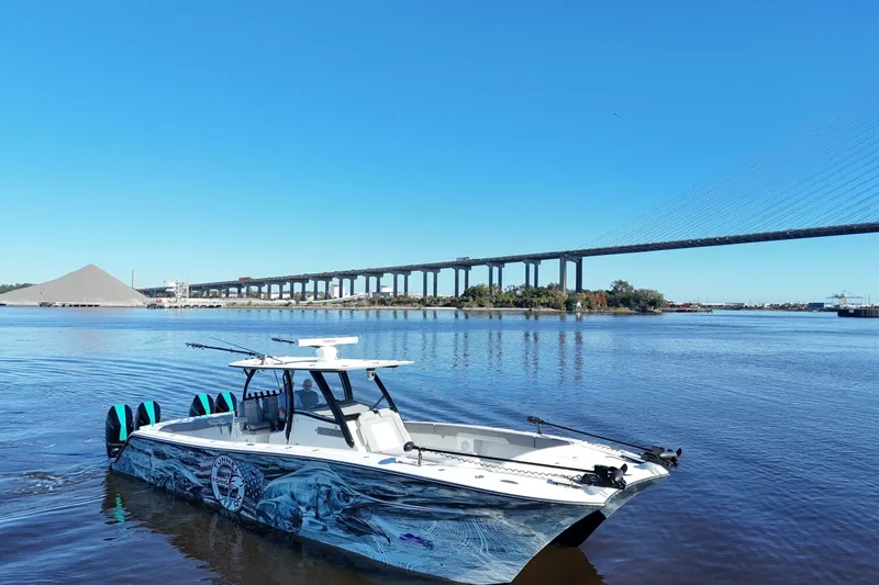 Slide: The Image of Front Runner 37 Catamaran 2024 - 6941682