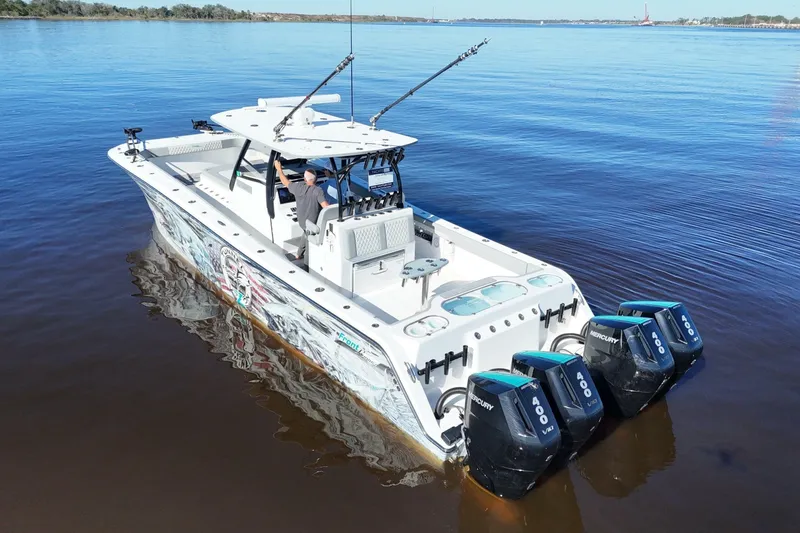 Slide: The Image of Front Runner 37 Catamaran 2024 - 7228906