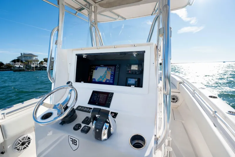 Slide: The Image of Contender 28 Sport 2023 - 7229038