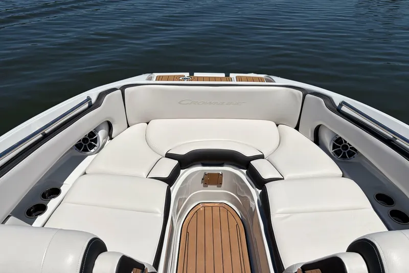 Slide: The Image of Crownline Boats Eclipse E255 2023 - 7229002