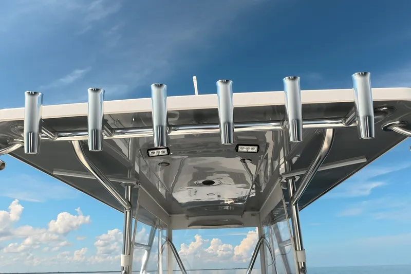 Slide: The Image of Invincible 33 Catamaran 2023 - 7229405