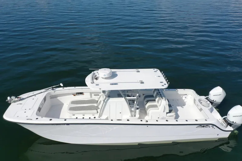 Slide: The Image of Invincible 33 Catamaran 2023 - 7229316