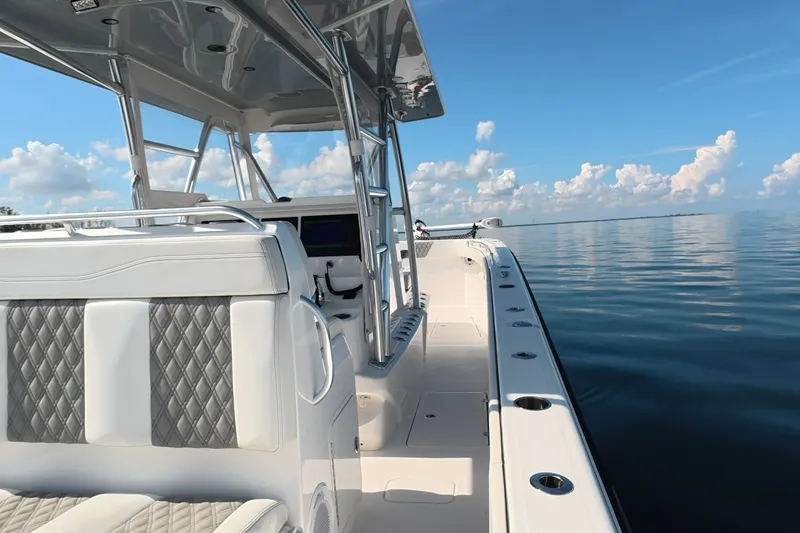Slide: The Image of Invincible 33 Catamaran 2023 - 7229338