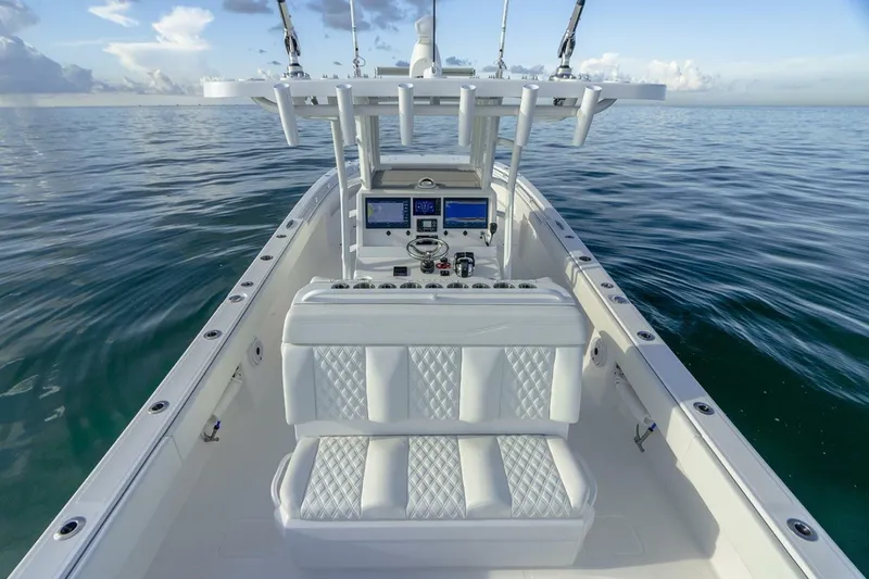 Slide: The Image of Invincible 33 Catamaran 2023 - 6942279