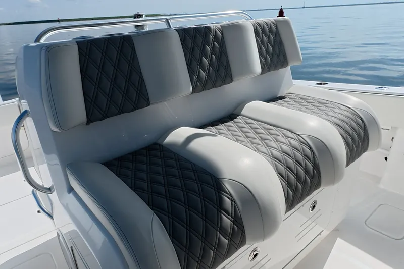 Slide: The Image of Invincible 33 Catamaran 2023 - 7229398