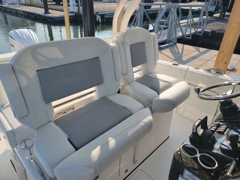 Slide: The Image of Pursuit S 328 Sport 2023 - 6942388