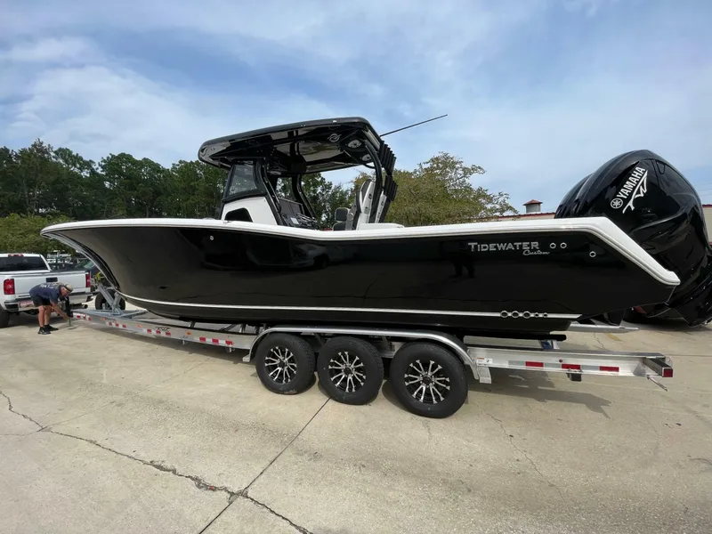 Slide: The Image of Tidewater 320 CC Adventure 2023 - 6942549
