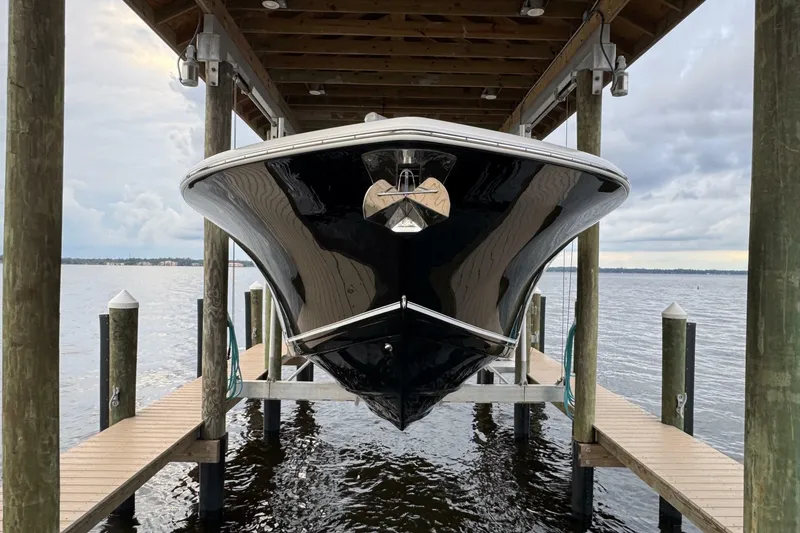 Slide: The Image of Tidewater 320 CC Adventure 2023 - 6942568