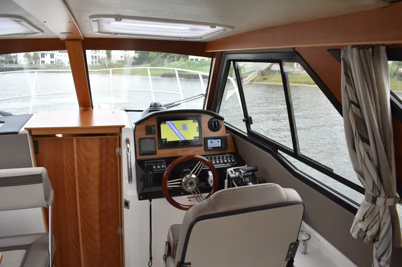 Slide: The Image of Cutwater C-248 Coupe 2022 - 6942697