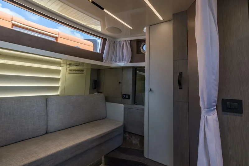 Slide: The Image of Cranchi A46 Luxury Tender 2022 - 6942827