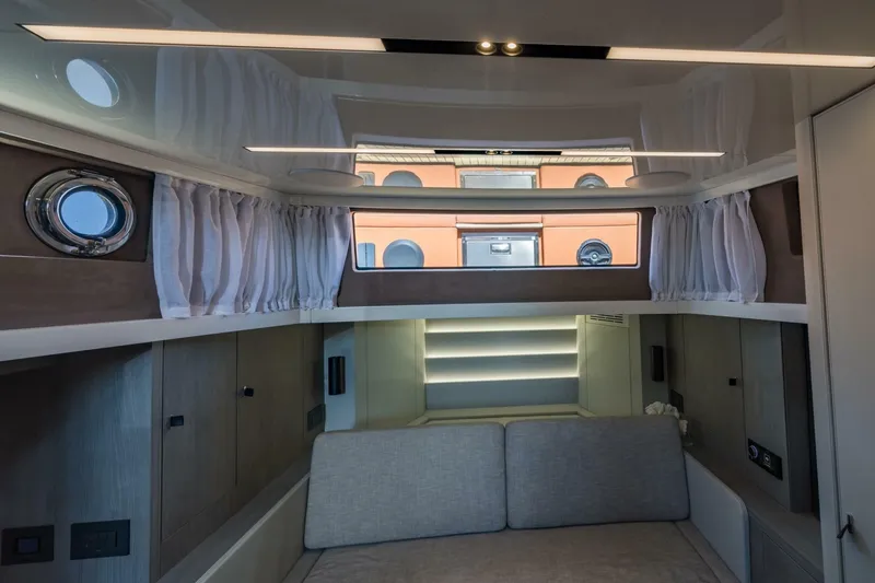 Slide: The Image of Cranchi A46 Luxury Tender 2022 - 6942831