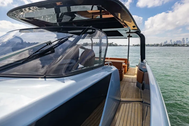 Slide: The Image of Cranchi A46 Luxury Tender 2022 - 6942759