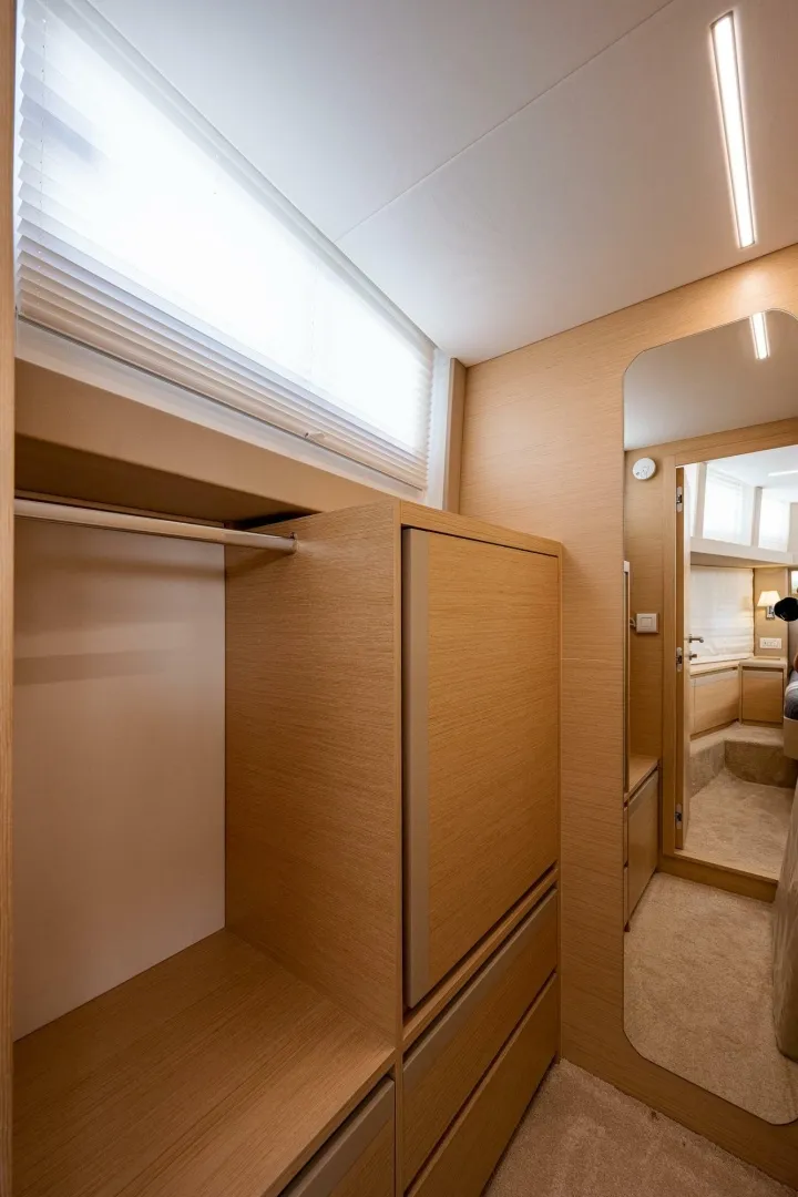 Slide: The Image of Greenline 45 Fly 2022 - 7387875