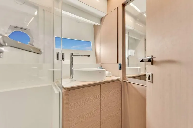 Slide: The Image of Ferretti 500 2021 - 7247358