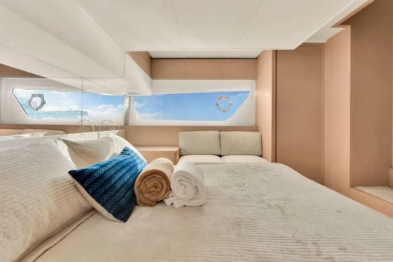Slide: The Image of Ferretti 500 2021 - 7247291