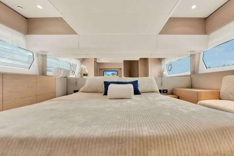 Slide: The Image of Ferretti 500 2021 - 7247286