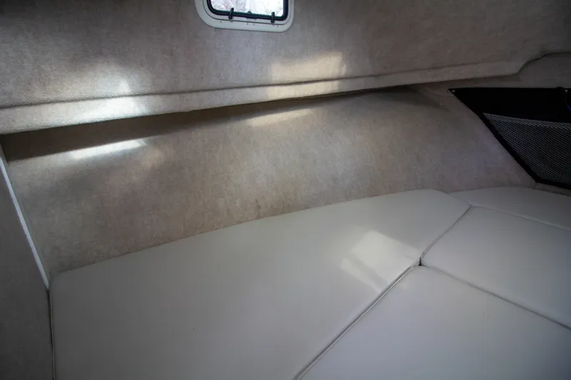 Slide: The Image of Parker Marine 2520 XLD Sport Cabin 2022 - 6943085