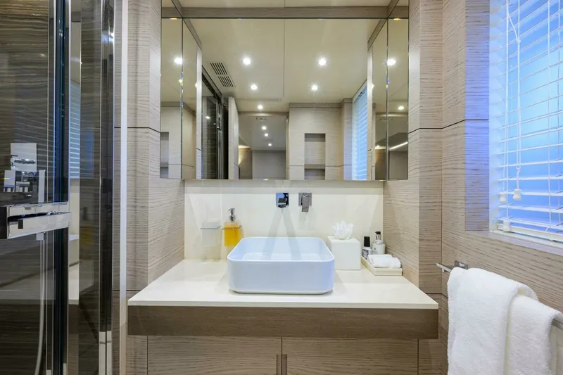 Slide: The Image of Benetti 132 - Cofina - Interior Head 2016 Benetti 132 Motor Yacht - Cofina - 6888168