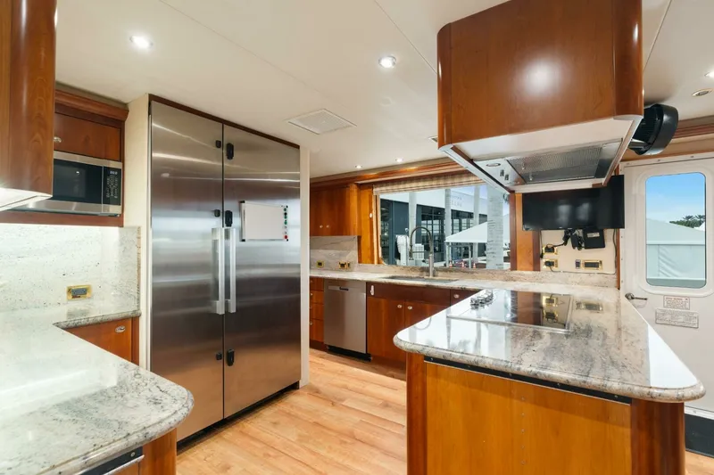 Slide: The Image of 2004 Westport 130 Tri-Deck Motor Yacht 2004 Westport 130 Tri-Deck Motor Yacht - 6888204