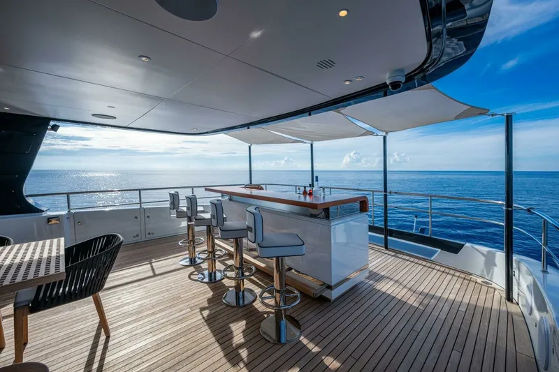 Slide: The Image of 2023 Benetti 34M OASIS 2023 Benetti 34M OASIS - 6888375