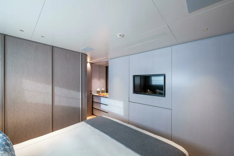 Slide: The Image of 2023 Benetti 34M OASIS 2023 Benetti 34M OASIS - 6888337