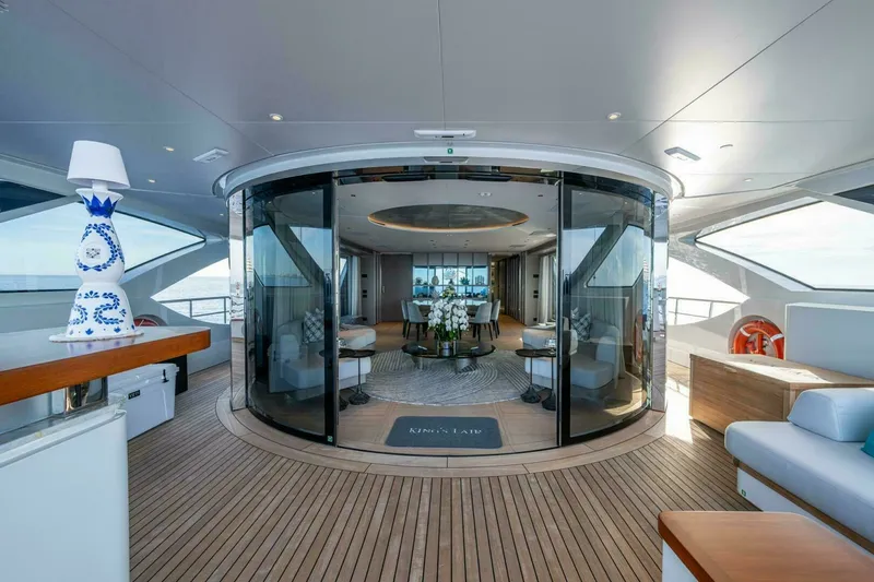 Slide: The Image of 2023 Benetti 34M OASIS 2023 Benetti 34M OASIS - 6888264