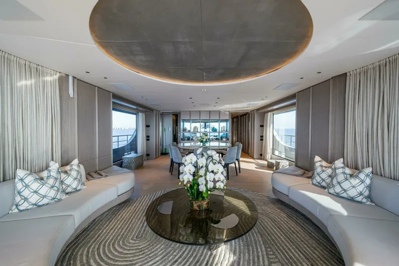 Slide: The Image of 2023 Benetti 34M OASIS 2023 Benetti 34M OASIS - 6888285