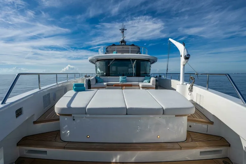 Slide: The Image of 2023 Benetti 34M OASIS 2023 Benetti 34M OASIS - 6888383