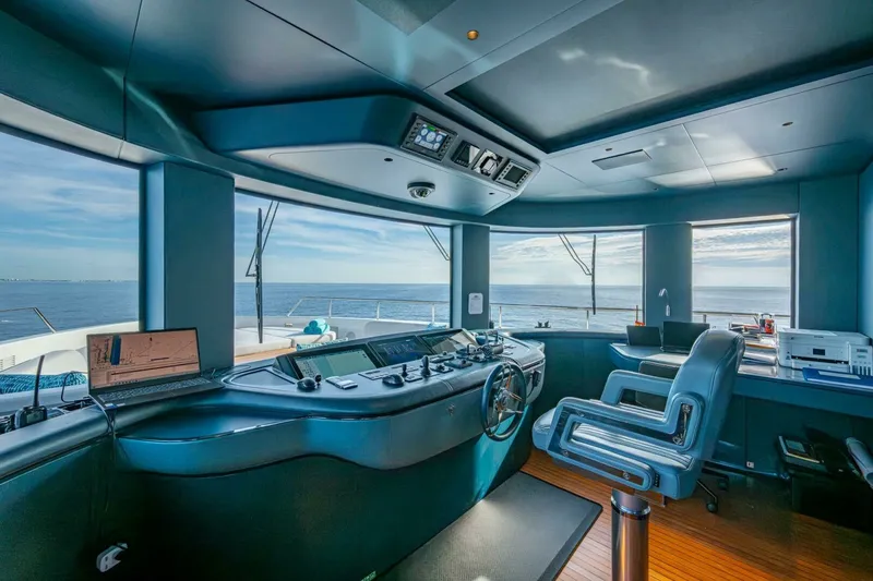 Slide: The Image of 2023 Benetti 34M OASIS 2023 Benetti 34M OASIS - 6888352