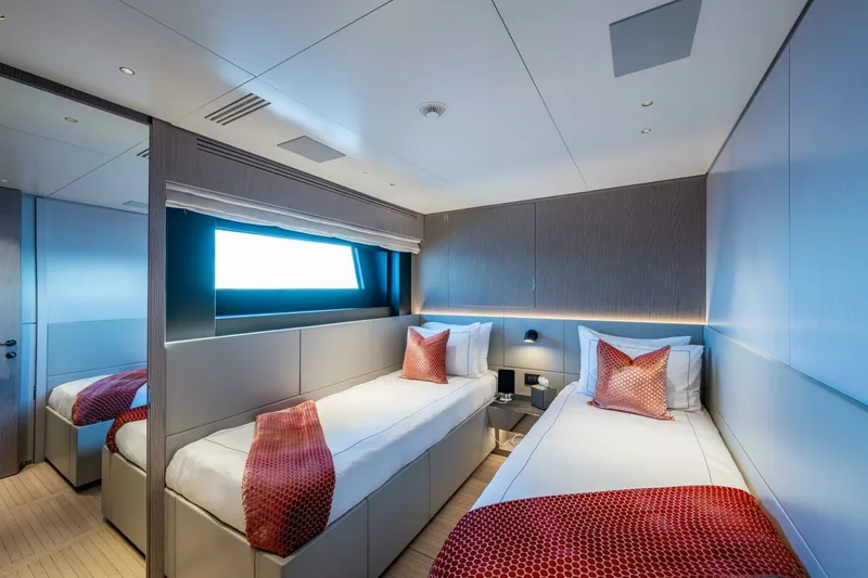 Slide: The Image of 2023 Benetti 34M OASIS 2023 Benetti 34M OASIS - 6888321