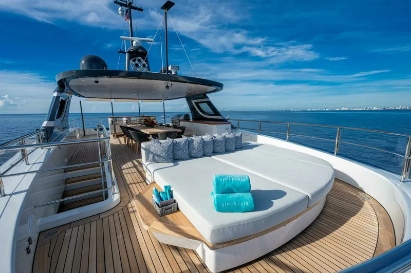 Slide: The Image of 2023 Benetti 34M OASIS 2023 Benetti 34M OASIS - 6888377