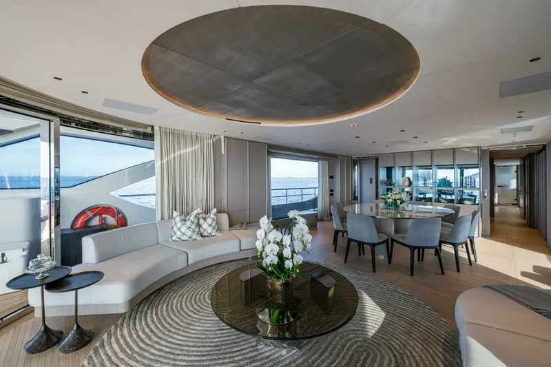 Slide: The Image of 2023 Benetti 34M OASIS 2023 Benetti 34M OASIS - 6888287