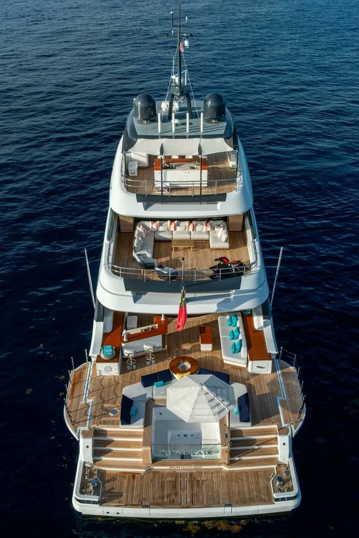 Slide: The Image of 2023 Benetti 34M OASIS 2023 Benetti 34M OASIS - 6888272