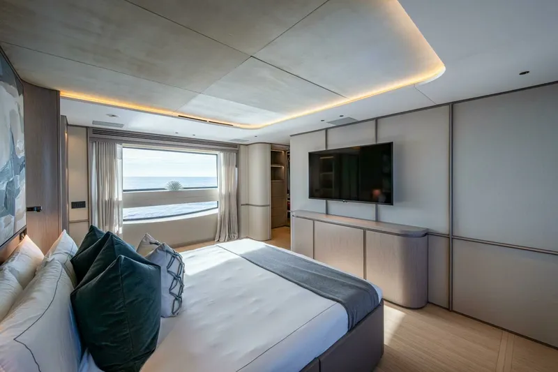 Slide: The Image of 2023 Benetti 34M OASIS 2023 Benetti 34M OASIS - 6888307