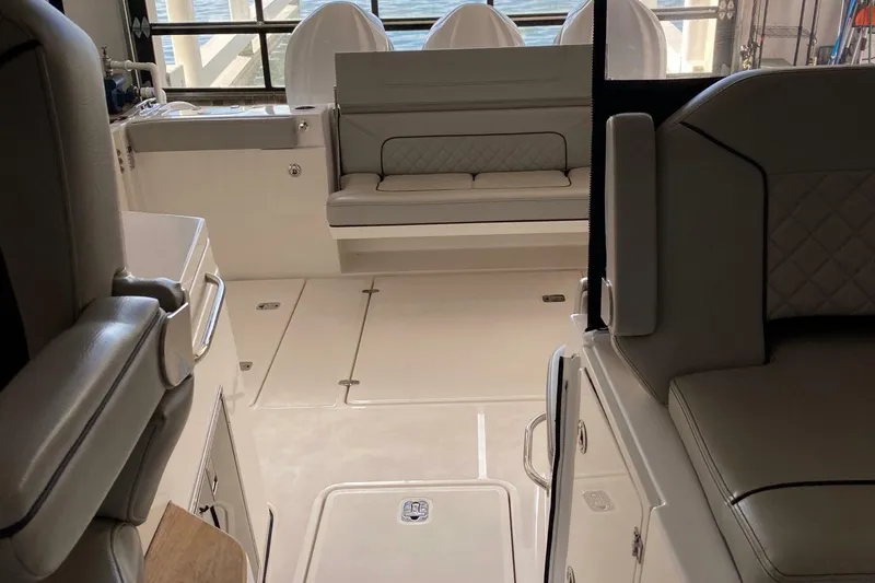 Slide: The Image of Pursuit DC 365 Dual Console 2022 - 6942992
