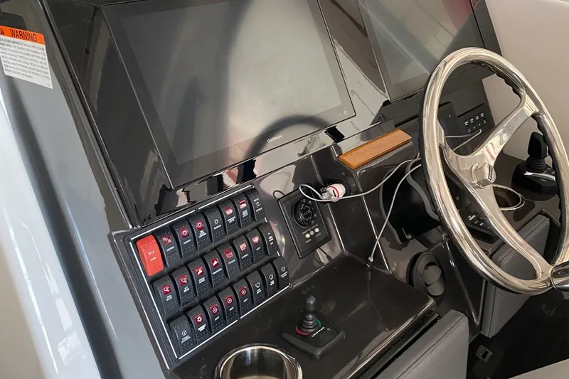 Slide: The Image of Pursuit DC 365 Dual Console 2022 - 7229972