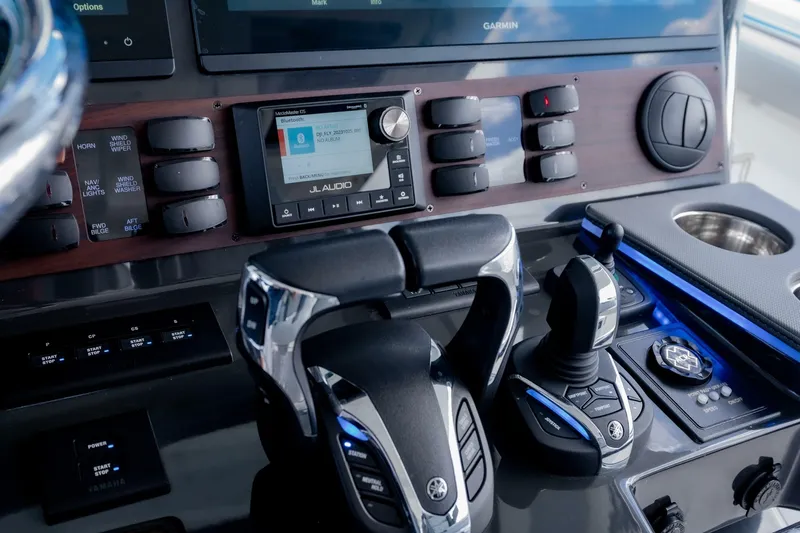 Slide: The Image of Pursuit S 428 Sport 2022 - 7387856