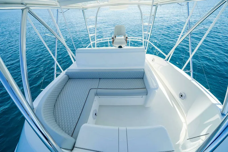 Slide: The Image of Viking 90 Sky Bridge - Sky Bridge 2026 Viking 90 Sky Bridge - 6888866