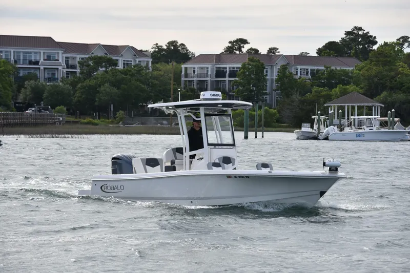 Slide: The Image of Robalo 246 Cayman 2022 - 7230123
