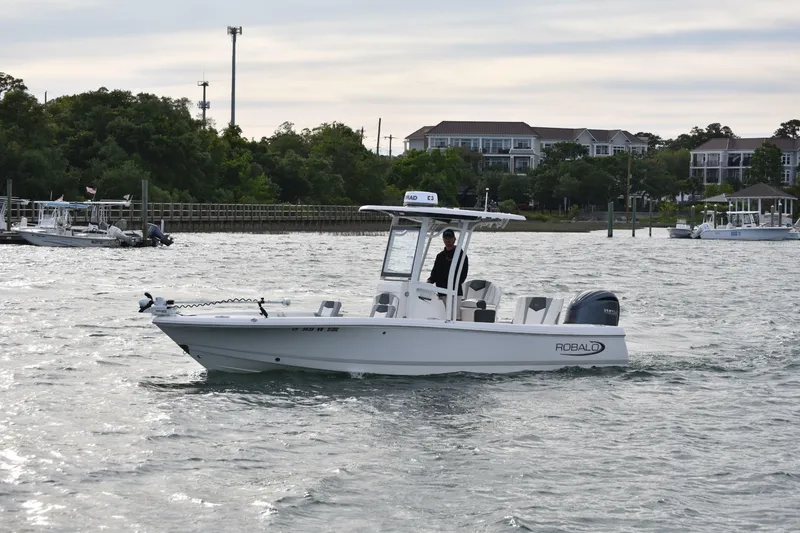The Image of Robalo 246 Cayman 2022 - 7151306
